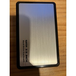 代售二手_TYPE-C SSD 1TB 2.5吋 外接式硬碟USB3.0隨身碟硬碟 良好(八成新) G-8268